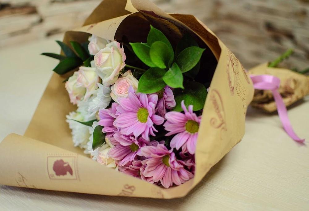 Букет цветов из: Розы и Хризантемы в Юхнове