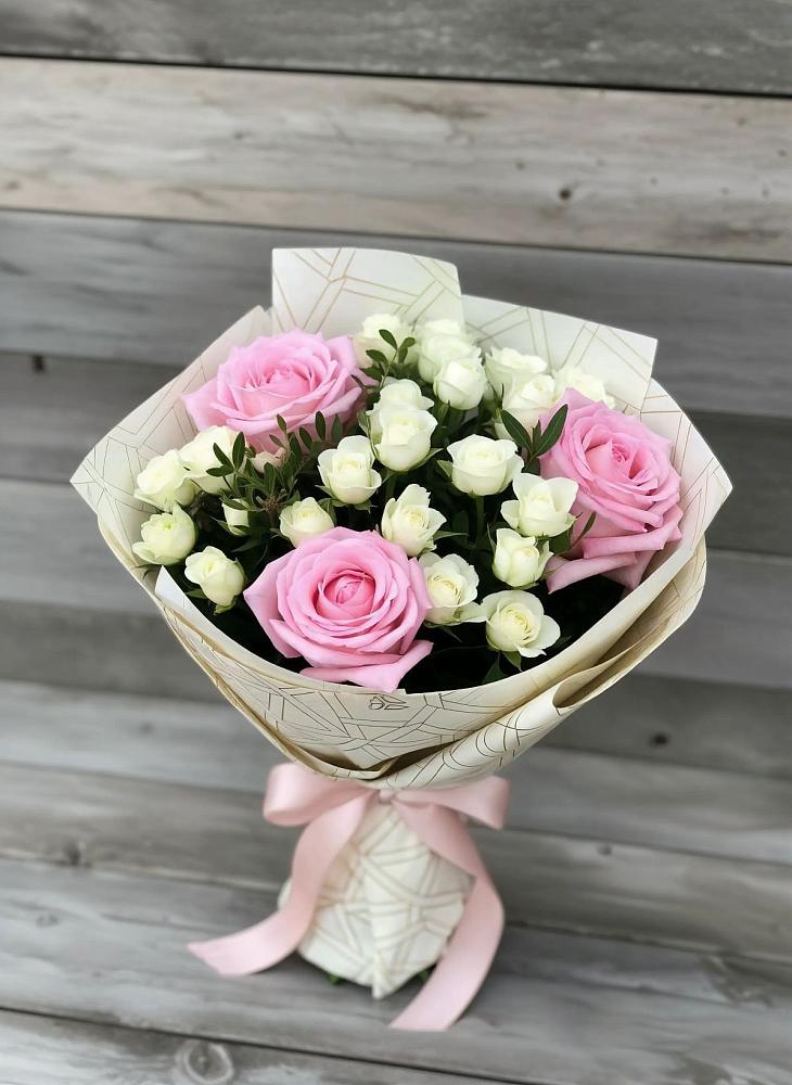 Букет цветов из: Розы в Юхнове