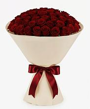 Букет 101 Бордовая роза Блэк Бакарра в Юхнове