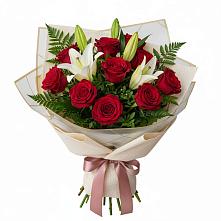 Букет цветов из:  Лилии и Розы в Юхнове