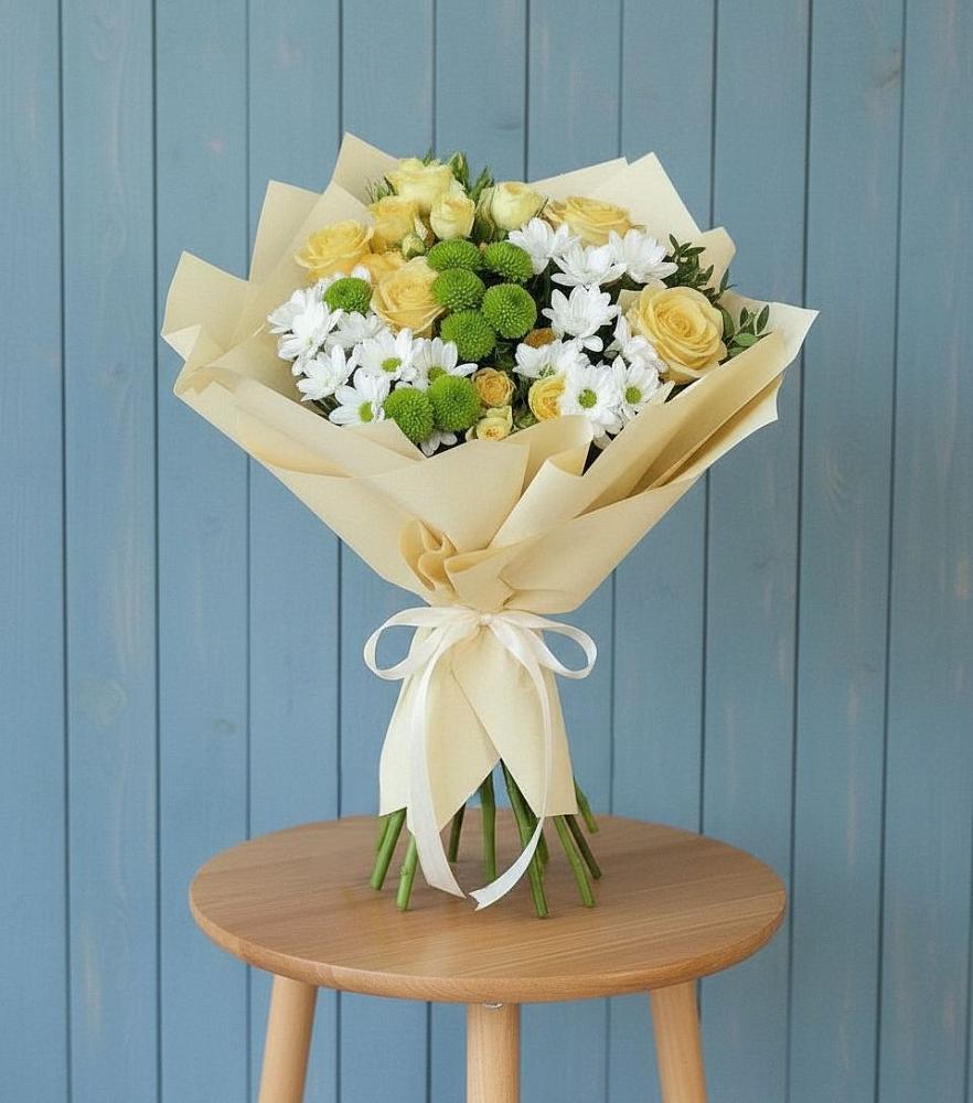 Букет цветов из: Хризантемы и Розы в Юхнове