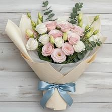 Букет цветов из:  Лизиантусы в Юхнове