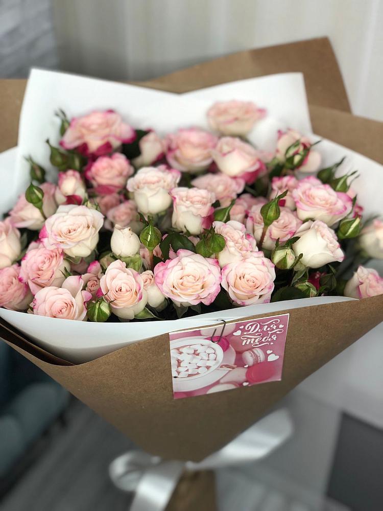 Букет цветов из: Розы в Юхнове