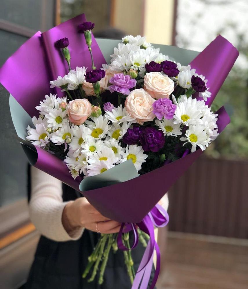 Букет цветов из: Хризантемы, Гвоздики и Розы в Юхнове