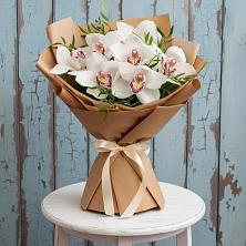 Букет цветов из:  Орхидеи и Розы в Юхнове