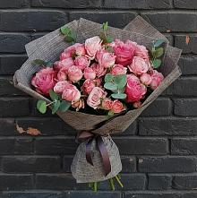 Букет цветов из:  Розы в Юхнове